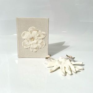 Special Occasion Pleated Satin Photo Album with Organza Flower Appliqué NEW